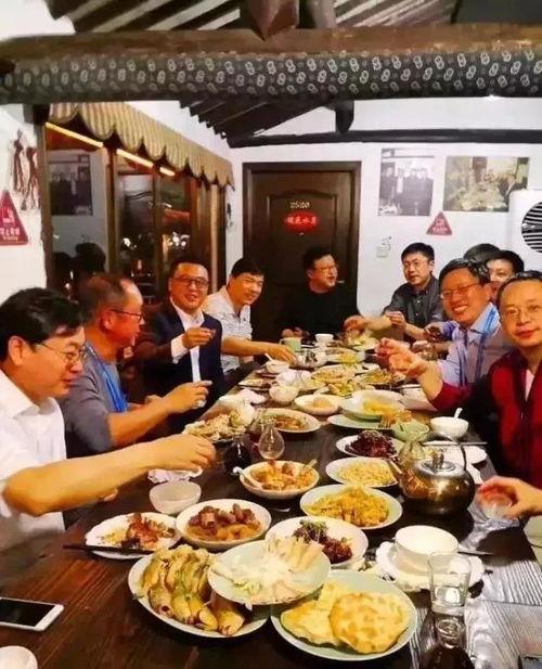 网易娱乐饭局爆料在哪,饭局爆料背后的精彩瞬间  第3张